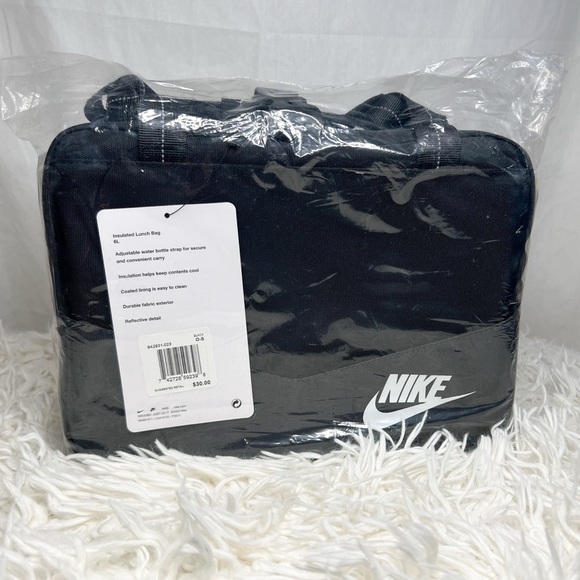 Nike Futura Square Lunch Bag, Black White, 6L - Picture 7 of 8